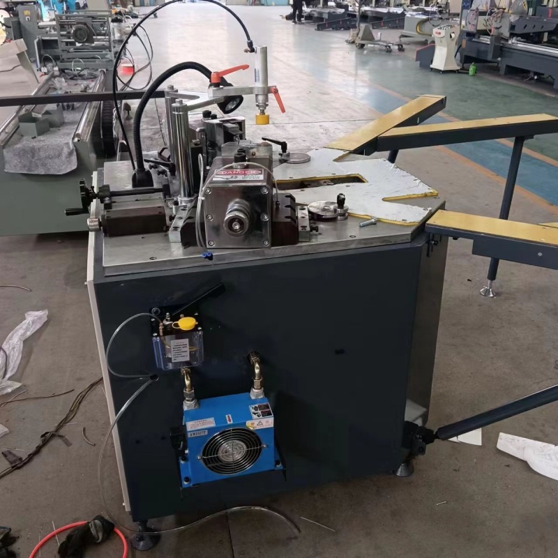 Máquina de cravar cantos pesados Máquina de cravar cantos pesados